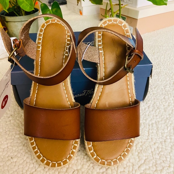 Universal Thread Shoes - NWT- universal thread-cognac 6.5🥳🥳